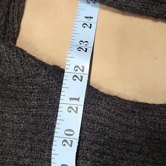 Mamouchka, Size Unknown Black Buttondown 30% Mohair V-Neck Sweater, Great Cond. - Picture 6 of 10